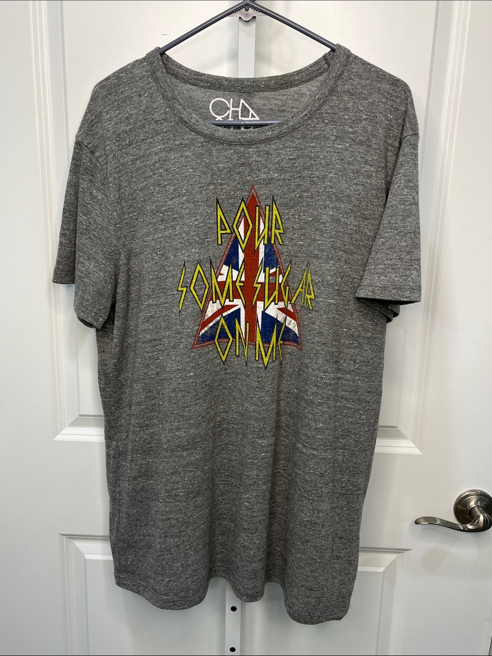 Chaser Gray Def Leppard Short-Sleeve Pour Some Sugar On Me Graphic Tee XL